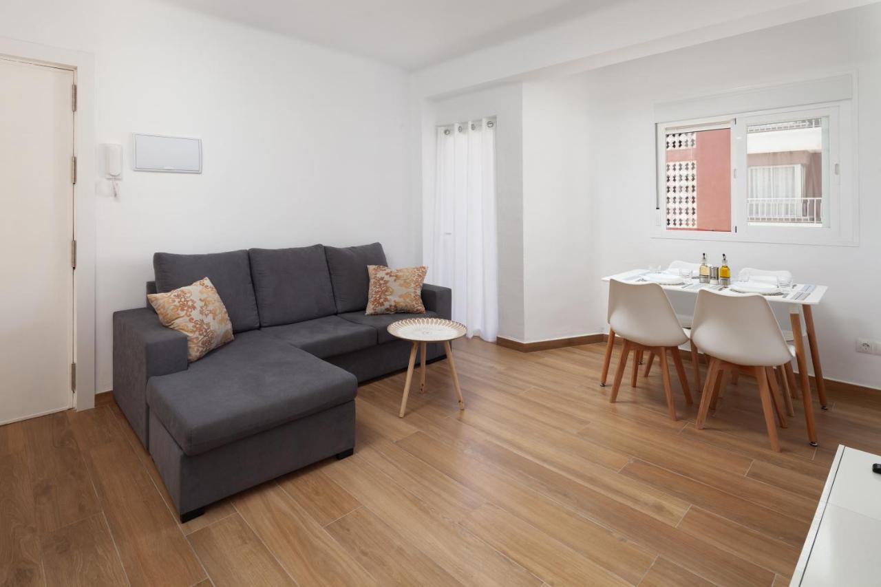 Apartamento Nuria Torre Del Mar Kültér fotó