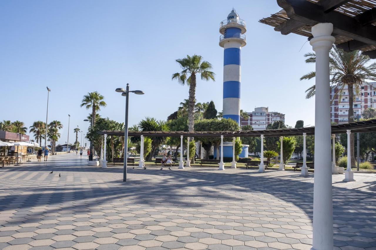 Apartamento Nuria Torre Del Mar Kültér fotó