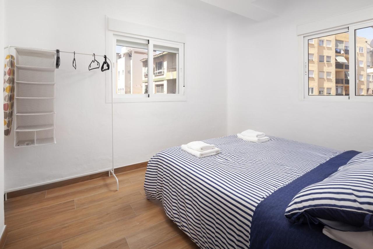 Apartamento Nuria Torre Del Mar Kültér fotó
