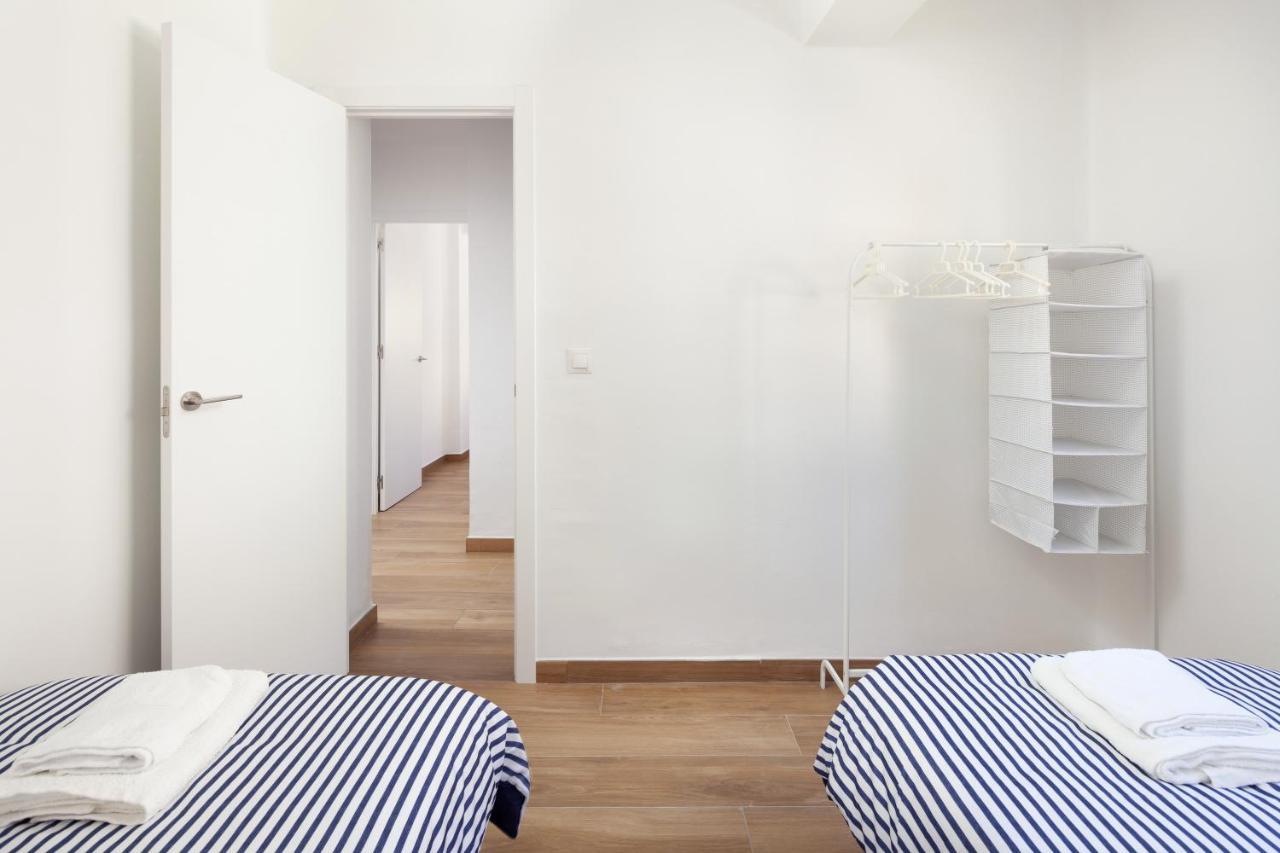Apartamento Nuria Torre Del Mar Kültér fotó