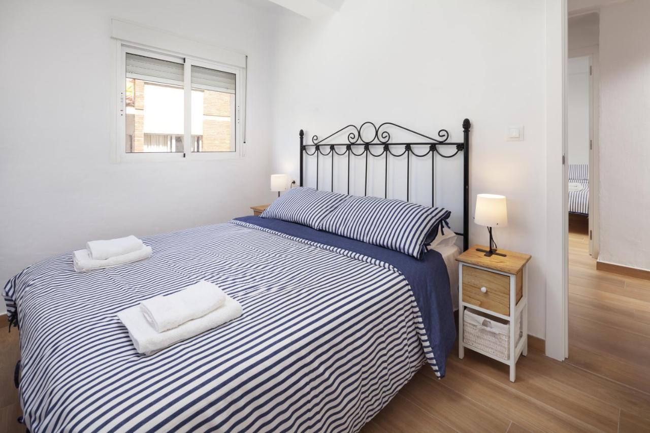 Apartamento Nuria Torre Del Mar Kültér fotó